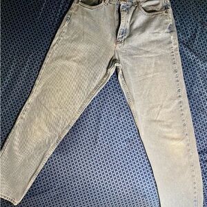 Vintage 1990s DKNY Men's Light Blue Jeans. 32x30 Good Condition